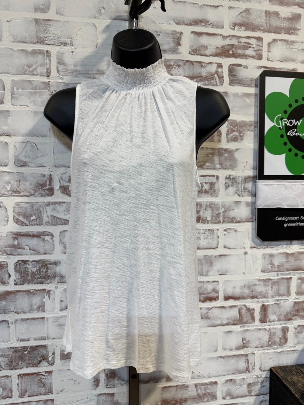 Evereve White Smocked High Neck Sleeveless Tank small